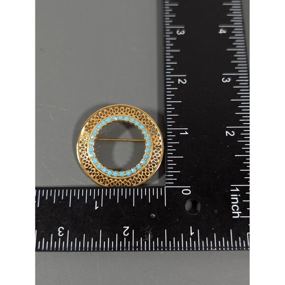 Vintage Blue Rhinestone Gold Tone Open Metal Work Filigree Round Brooch - Picture 6 of 6